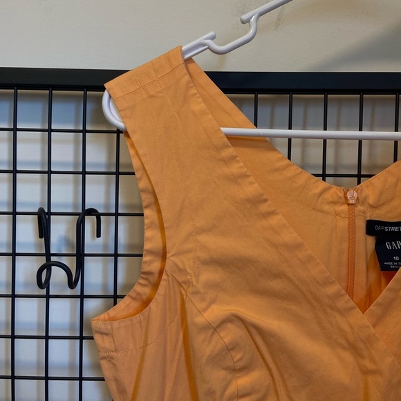 NWOT | GAP women’s orange sleeveless dress‎ — size 10 - Picture 3 of 6